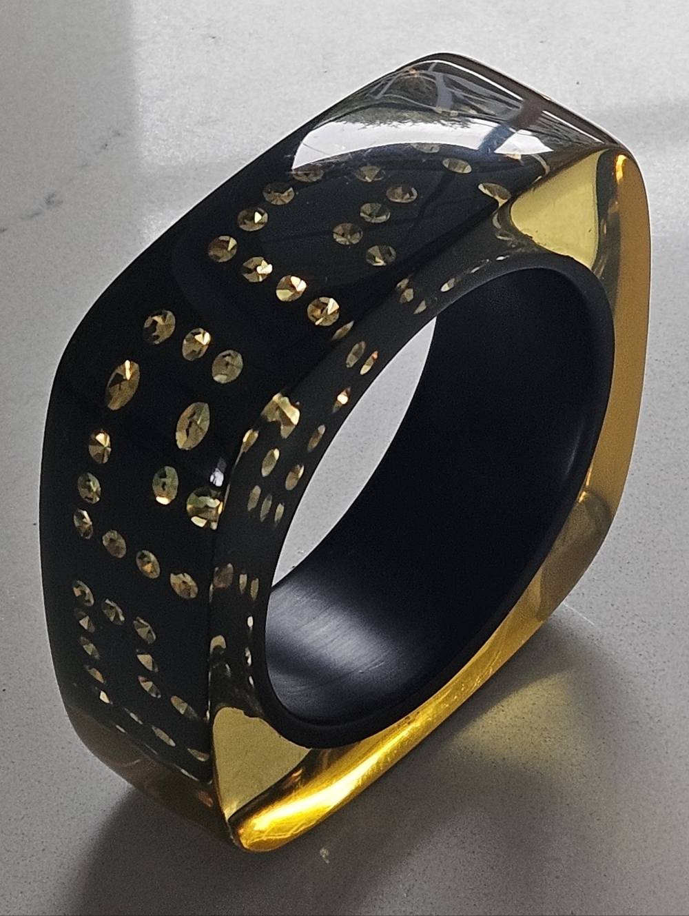 Rare Vintage Luxury Designer Black Yellow Greek Key Lucite Bangle Bracelet - Picture 14 of 14